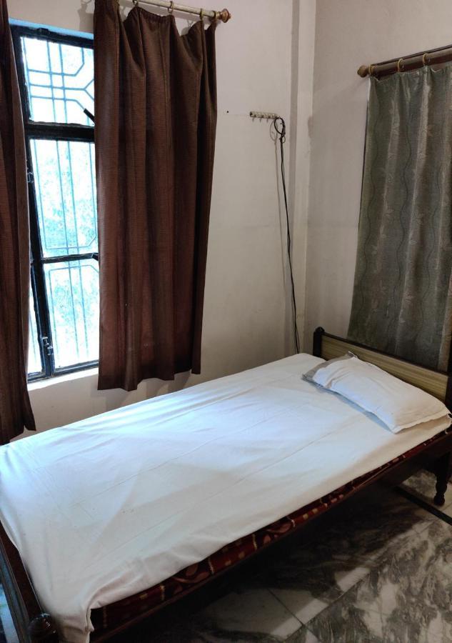 Hotel Krishan Kanhiya Jaunpur Exterior photo
